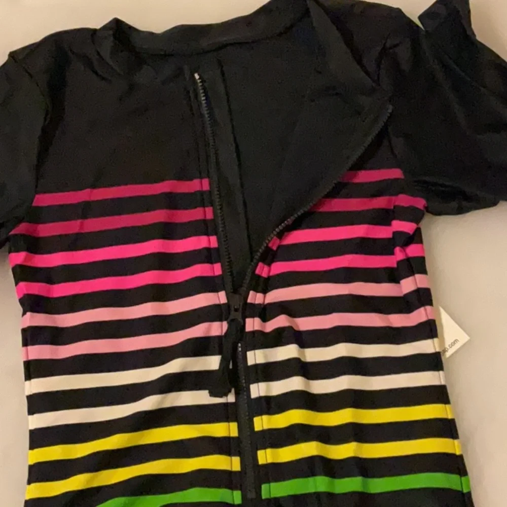 GAP Rashguard Swimwear One-Piece, L(Regular) - NWT